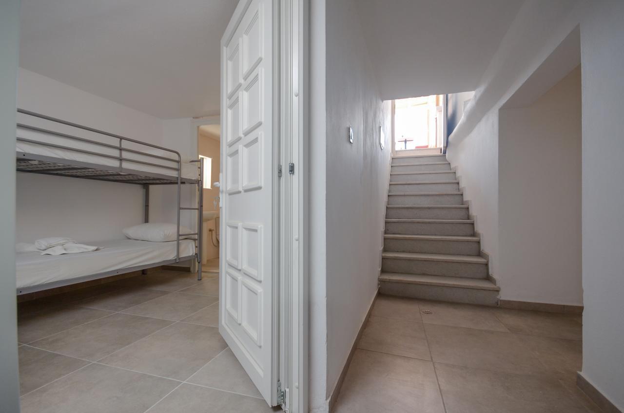 Naxos Hostel Agia Anna  ภายนอก รูปภาพ