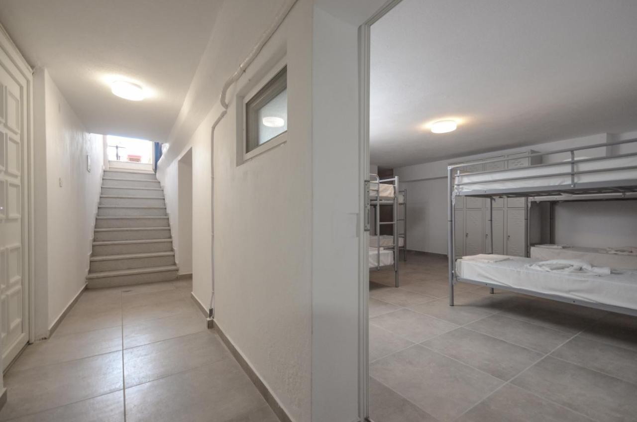 Naxos Hostel Agia Anna  ภายนอก รูปภาพ